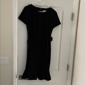 Calvin Klein Black Short-Sleeve Wrap Midi Dress